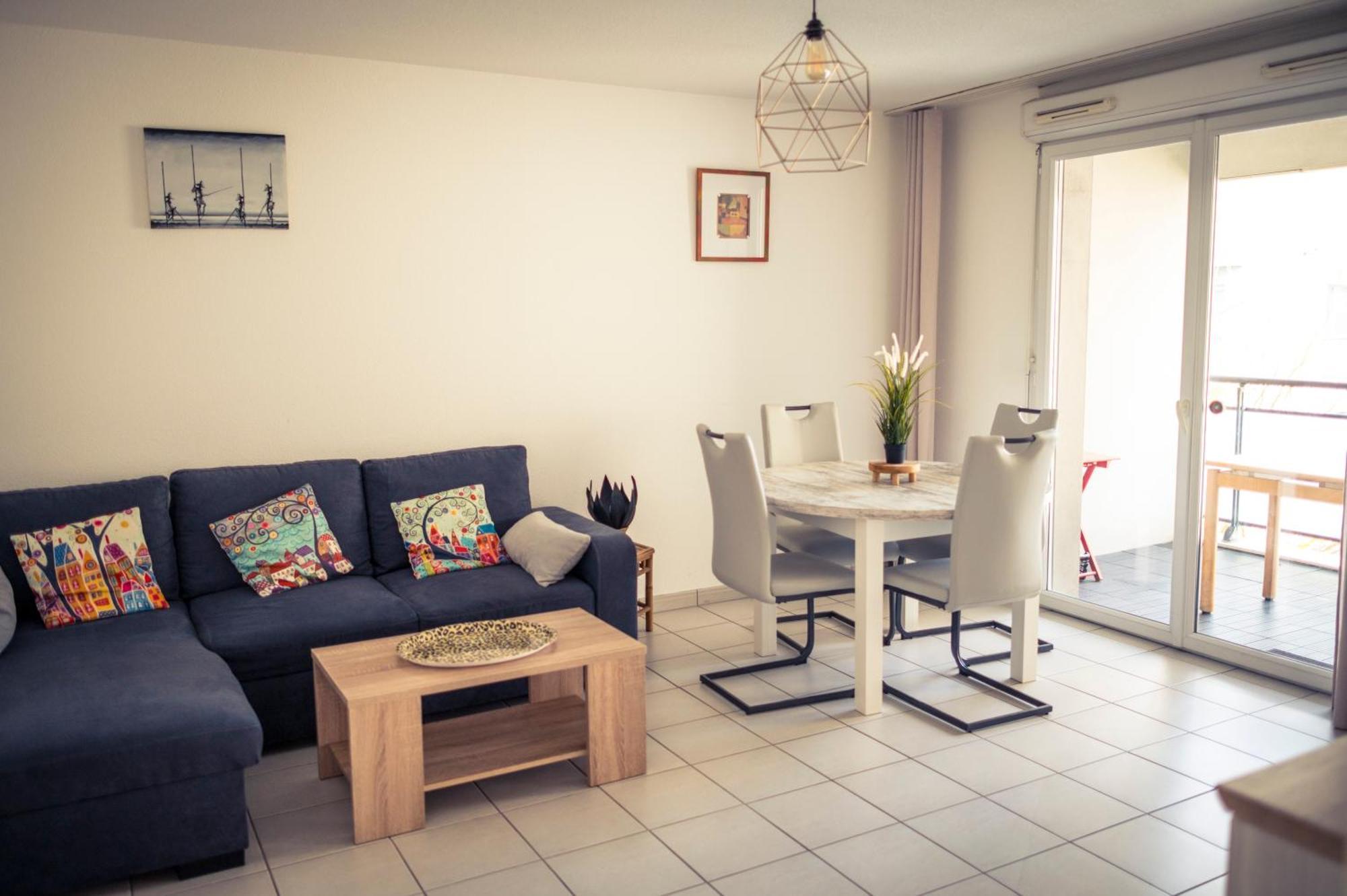 L Arene Margaux, 300 M Du Tram Apartment Lormont Exterior photo
